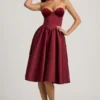 Rochie midi fără bretele cu corset Gabrielle, în culoarea roșu vin