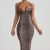 Rochie midi mulată cu gât halter și straturi Ismay, cu imprimeu leopard