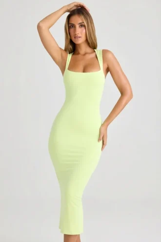 Rochie midi mulată cu gât pătrat din modal Ainslee, în verde Matcha Rochie midi mulată cu gât pătrat din modal Ainslee, în verde Matcha