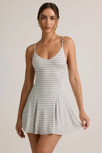 Rochie mini A-line cu bretele și drapaj în spate, din modal, cu dungi albastre și galbene Rochie mini A-line cu bretele și drapaj în spate, din modal, cu dungi albastre și galbene