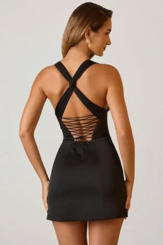 Rochie mini A-line cu decolteu halter și șireturi Carlotta, negru Rochie mini A-line cu decolteu halter și șireturi Carlotta, negru