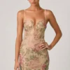 Rochie mini A-line cu decolteu în formă de inimă și ornamente Harlie, în roz Hotfix