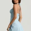 Rochie mini A-line cu gât halter Nerine, cu imprimeu floral albastru Rochie mini A-line cu gât halter Nerine, cu imprimeu floral albastru