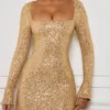 Rochie mini A-line cu ornamente Kiyara, aurie Rochie mini A-line cu ornamente Kiyara, aurie