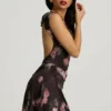 Rochie mini A-line cu spate decupat și drapaj, model Nalini, cu imprimeu floral negru