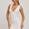 Rochie mini A-line cu volane la bust Rio, în alb Rochie mini A-line cu volane la bust Rio, în alb