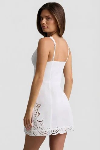 Rochie mini A-line din poplin de bumbac cu decupaje Calina, albă Rochie mini A-line din poplin de bumbac cu decupaje Calina, albă