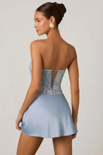 Rochie mini A-line fără bretele, cu drapaj și ornamente, Eden, în albastru cer Rochie mini A-line fără bretele, cu drapaj și ornamente, Eden, în albastru cer
