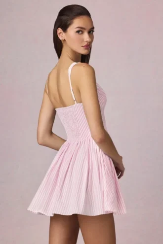 Rochie mini A-line Marissa cu detaliu fundă, cu dungi mov deschis Rochie mini A-line Marissa cu detaliu fundă, cu dungi mov deschis