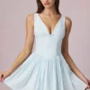 Rochie mini A-line Marissa cu detaliu fundă, în dungi albastru pudră