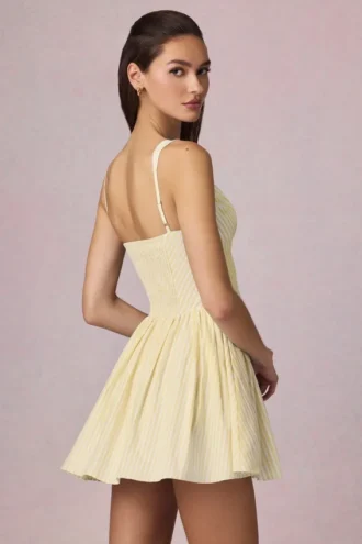 Rochie mini A-line Marissa cu detaliu fundă, în dungi galben lămâie Rochie mini A-line Marissa cu detaliu fundă, în dungi galben lămâie