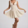 Rochie mini A-line Sabina cu detaliu fundă din broderie englezească, culoare ivoriu