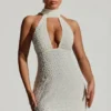 Rochie mini albă cu gât halter și detalii de eșarfă, Henrietta Rochie mini albă cu gât halter și detalii de eșarfă, Henrietta