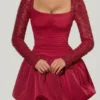 Rochie mini Aletta cu tiv bufant și decorațiuni, roșie Rochie mini Aletta cu tiv bufant și decorațiuni, roșie
