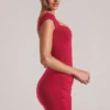 Rochie mini Alva cu decolteu în formă de inimă, în roșu cireș