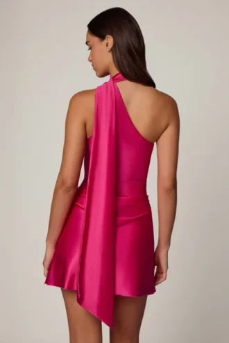 Rochie mini asimetrică Kiraz cu detaliu eșarfă, în roz aprins