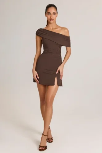 Rochie mini asimetrică în linie A din modal Suhana, culoare maro ciocolată