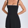 Rochie mini Aubrielle cu bordură din dantelă, negru Rochie mini Aubrielle cu bordură din dantelă, negru