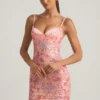 Rochie mini bodycon cu bretele și decorațiuni Velena, roz
