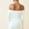 Rochie mini bodycon cu umeri decupați și drapaje Rosanna, culoare vanilie