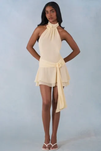 Rochie mini Carolina cu gât halter, culoare galben unt
