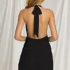 Rochie mini Cira cu gât în V, negru Rochie mini Cira cu gât în V, negru