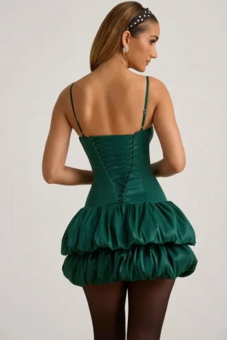 Rochie mini Clarice din satin cu corset și tiv bufant, în culoarea verde smarald Rochie mini Clarice din satin cu corset și tiv bufant, în culoarea verde smarald