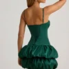 Rochie mini Clarice din satin cu corset și tiv bufant, în culoarea verde smarald