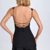 Rochie mini corset Cassandra cu volane și detalii cu nasturi, în negru