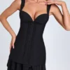 Rochie mini corset Cassandra cu volane și detalii cu nasturi, în negru