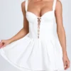 Rochie mini corset cu șireturi și pliuri Analise, albă Rochie mini corset cu șireturi și pliuri Analise, albă