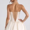 Rochie mini corset cu șireturi și tiv bufant Fabiola, culoare ivoriu
