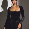 Rochie mini corset cu mâneci lungi din catifea Tera, negru intens Rochie mini corset cu mâneci lungi din catifea Tera, negru intens