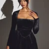 Rochie mini corset cu mâneci lungi din catifea Tera, negru intens Rochie mini corset cu mâneci lungi din catifea Tera, negru intens
