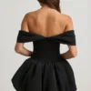 Rochie mini corset cu umeri decupați și tiv bufant, model Jessamy, în negru Rochie mini corset cu umeri decupați și tiv bufant, model Jessamy, în negru