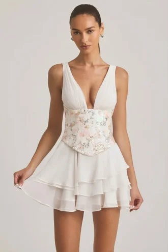 Rochie mini corset cu volane și ornamente Sakura, culoare ivoriu Rochie mini corset cu volane și ornamente Sakura, culoare ivoriu