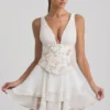 Rochie mini corset cu volane și ornamente Sakura, culoare ivoriu Rochie mini corset cu volane și ornamente Sakura, culoare ivoriu