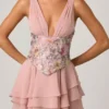 Rochie mini corset cu volane și ornamente Sakura în roz floral Rochie mini corset cu volane și ornamente Sakura în roz floral