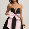 Rochie mini corset Norina cu detaliu fundă, în negru Rochie mini corset Norina cu detaliu fundă, în negru