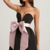 Rochie mini corset Norina cu detaliu fundă, în negru Rochie mini corset Norina cu detaliu fundă, în negru