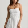 Rochie mini cu bretele strânse Tessara, albă Rochie mini cu bretele strânse Tessara, albă