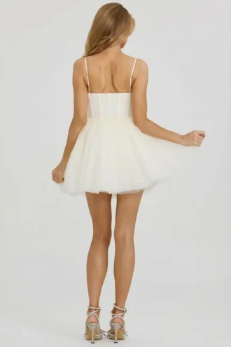 Rochie mini cu corset și fustă din tul, model Eugenie, în culoarea albă