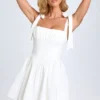 Rochie mini cu corset și volane Marianna, albă Rochie mini cu corset și volane Marianna, albă