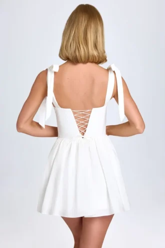 Rochie mini cu corset și volane Marianna, albă