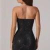 Rochie mini cu decolteu bandeau și talie drapată, cu ornamente, de la Zara, în negru Rochie mini cu decolteu bandeau și talie drapată, cu ornamente, de la Zara, în negru