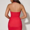 Rochie mini cu decolteu halter, cu volane și fundă Aisha, în roșu Rochie mini cu decolteu halter, cu volane și fundă Aisha, în roșu