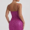 Rochie mini cu decolteu în formă de inimă și ornamente Mischa, în culoarea magenta Rochie mini cu decolteu în formă de inimă și ornamente Mischa, în culoarea magenta