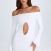 Rochie mini cu decupaje și umeri decupați Madelina, în culoarea alb Rochie mini cu decupaje și umeri decupați Madelina, în culoarea alb