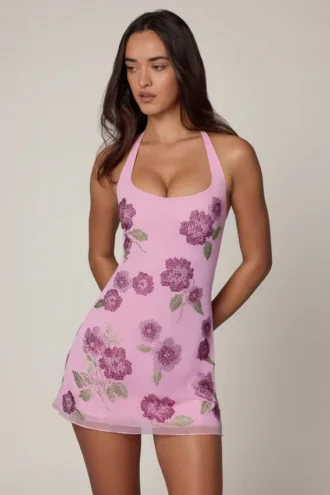Rochie mini cu gât halter și decorațiuni Galene, în roz pal