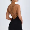 Rochie mini cu gât halter și detalii cu bretele Tesni, negru Rochie mini cu gât halter și detalii cu bretele Tesni, negru
